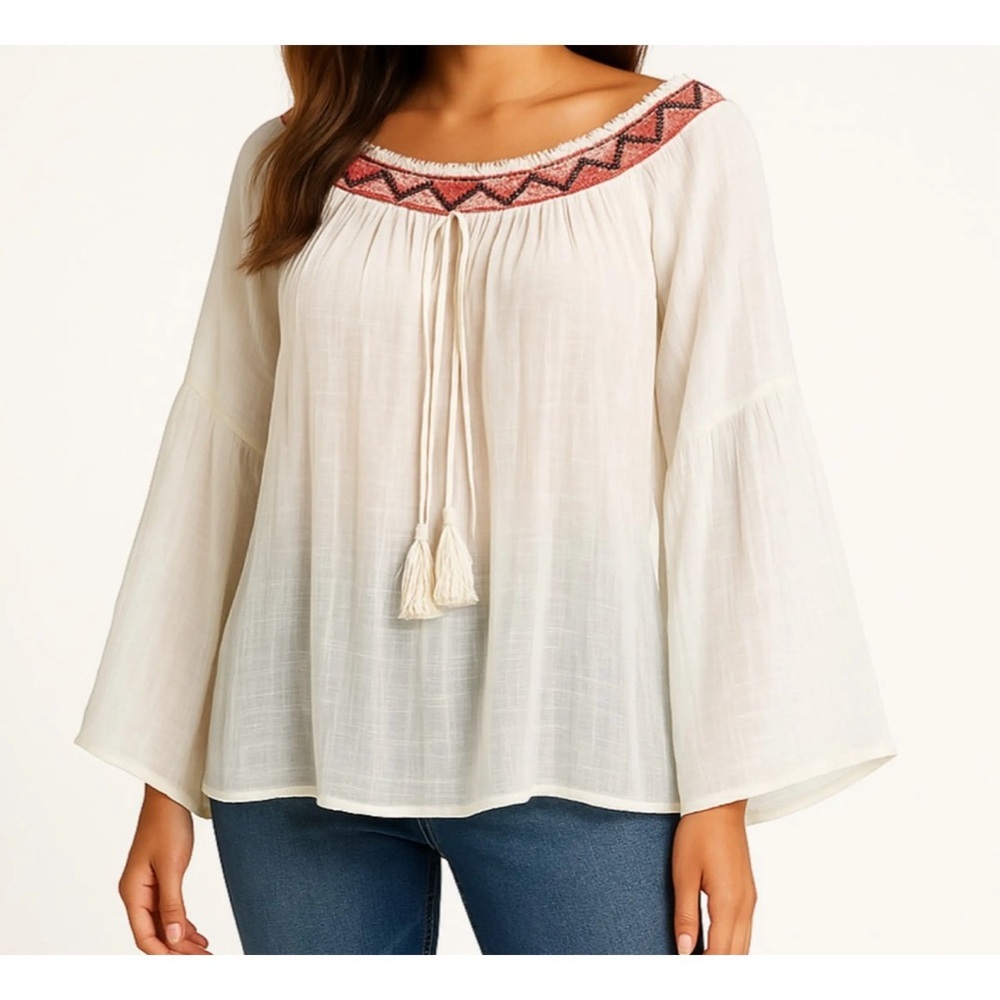 Wrangler cream colored peasant blouse